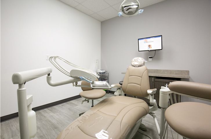 Comfortable dental exam chair